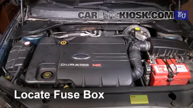 2002 Ford Mondeo Estate LX 2.0L 4 Cyl. Fuse (Engine) Replace